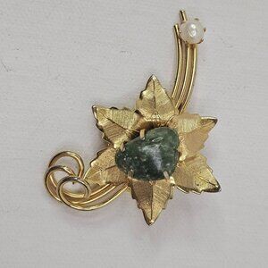 Gold Tone Flower Faux Pearl Jade Brooch Unmarked Pin